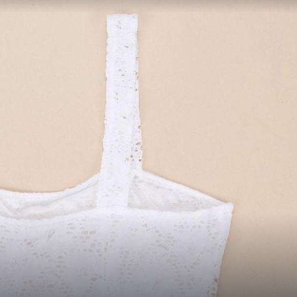 Brand New Lace Summer Top - Picture 4 of 5